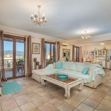Celine Deluxe Apartment Lefkada City Ngoại thất bức ảnh